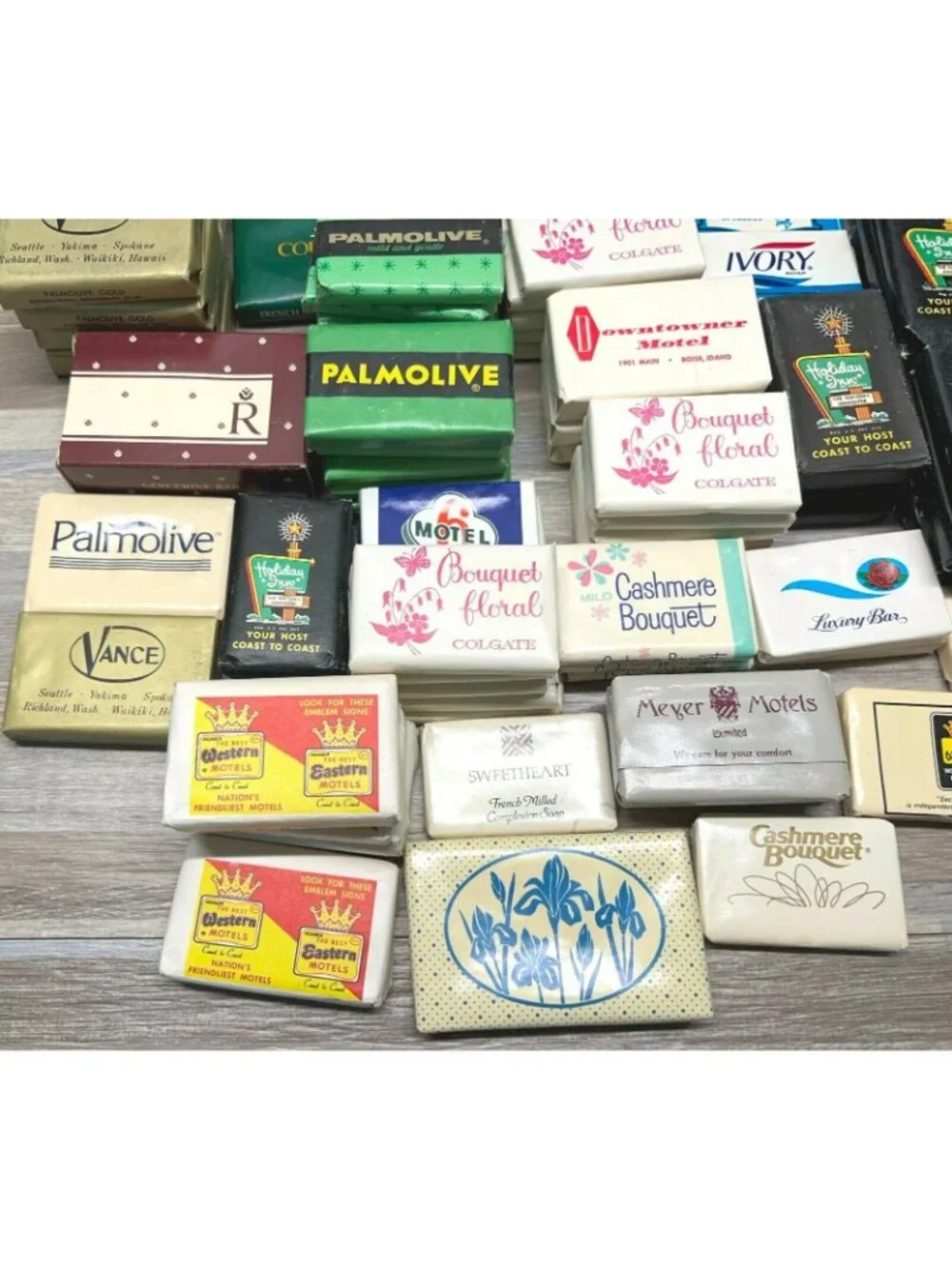 Lot 125+ Vintage Travel Soap Bars Hotel Motel Airline Guest Assorted Brands